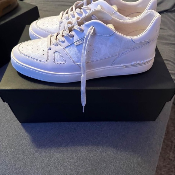 Coach white snickers - Picture 2 of 3